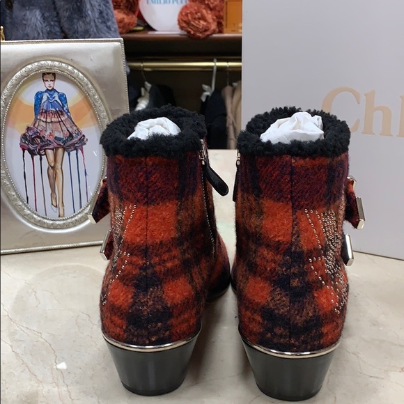 HOST PIC CHLOE SUSANNA WOOL TARTAN AND SHEARLING BOOTS WITH SILVER RIVETS SZ38.5 - Picture 12 of 15